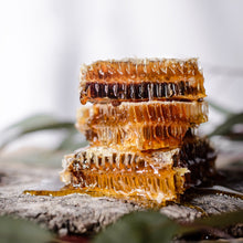 Load image into Gallery viewer, South West Honey Coastal Honey with Handcut Honeycomb - The Gourmet Box Australia